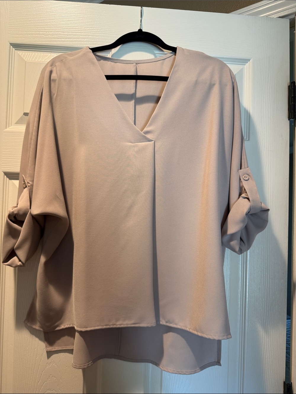Women's Roll-Sleeve V-Neck Blouse - Light Taupe